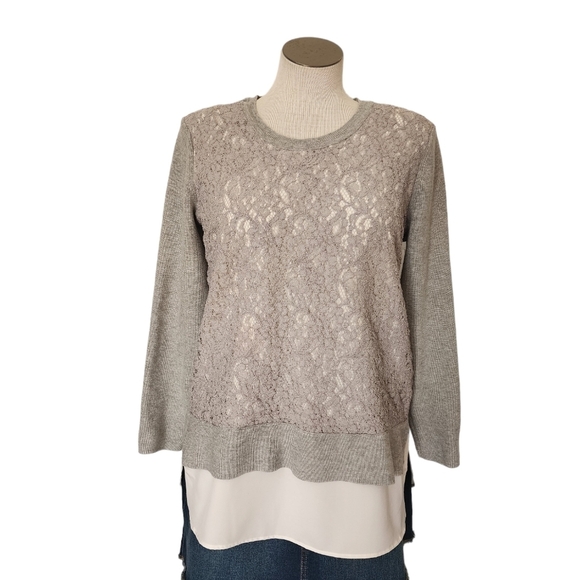 Share Simply Vera Wang Gray Crew Neck Front Lace White Women's Shirt Size L - Picture 1 of 7